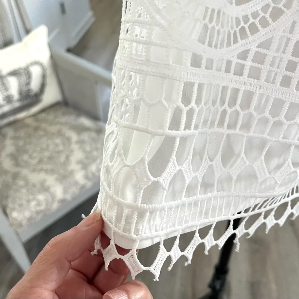 Express Lace Ruffle Sleeve Tank Top - Picture 7 of 12